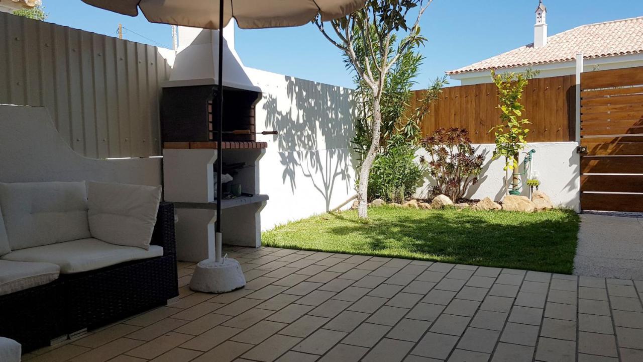 Magnific Studio With A Cozy Garden, 5 Minutes To The Beach 알부페이라 외부 사진