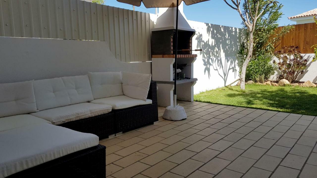 Magnific Studio With A Cozy Garden, 5 Minutes To The Beach 알부페이라 외부 사진