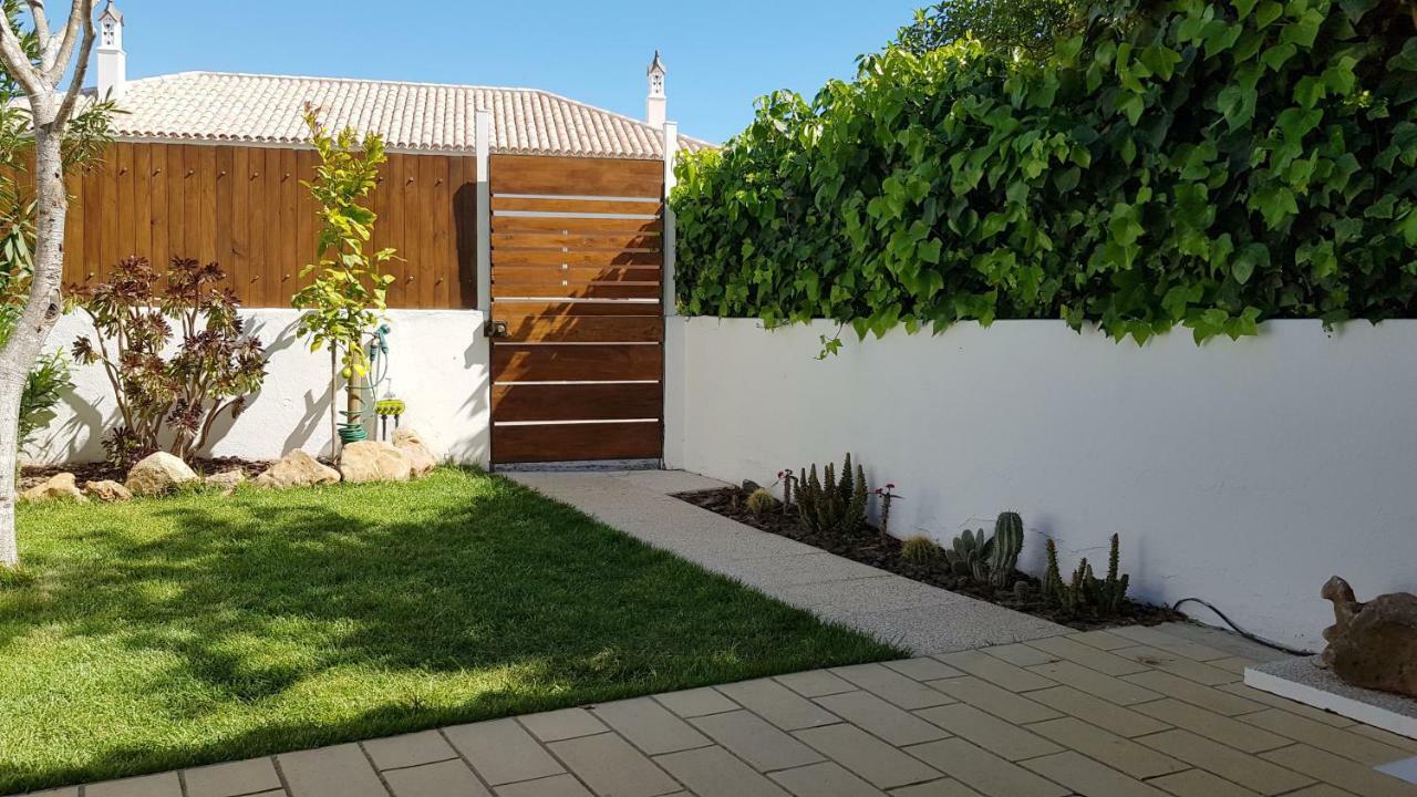 Magnific Studio With A Cozy Garden, 5 Minutes To The Beach 알부페이라 외부 사진